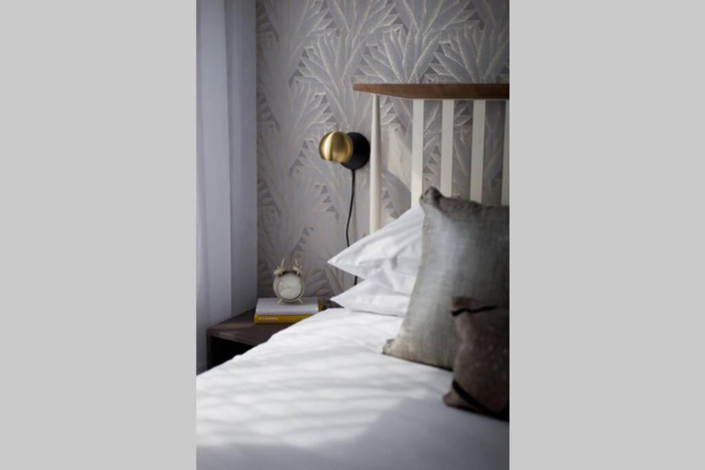 Wonderful Studio In Little Italy With Full Bath By Den Stays 몬트리올 외부 사진