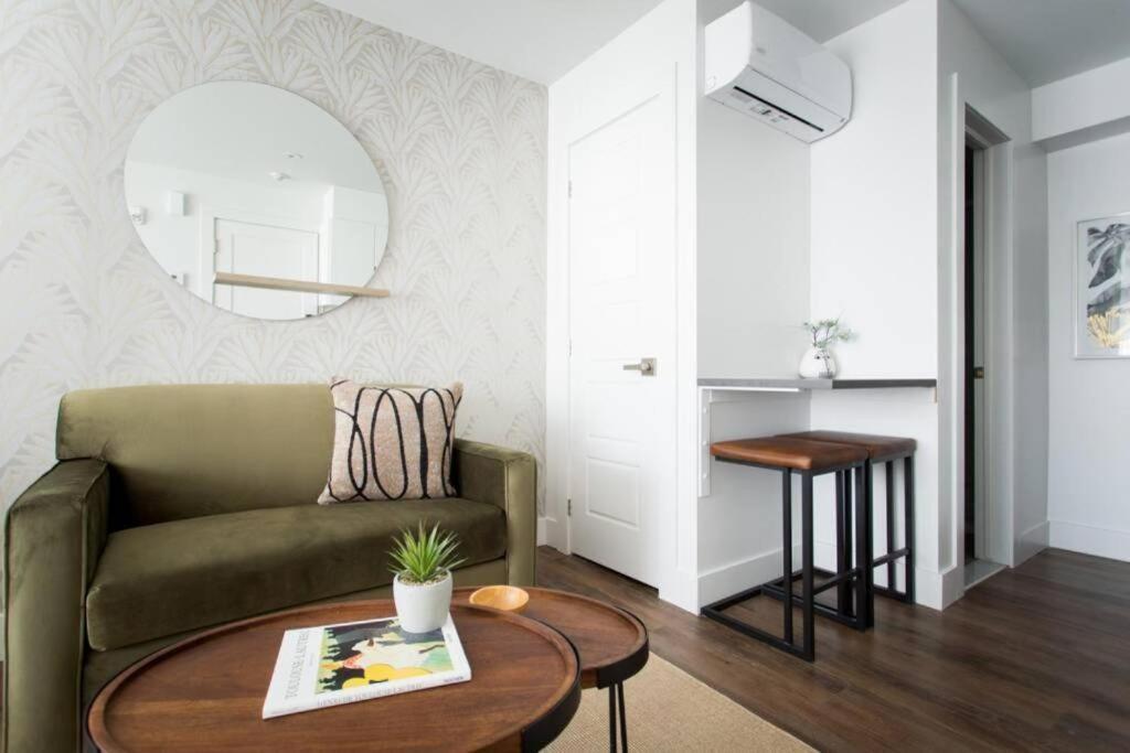 Wonderful Studio In Little Italy With Full Bath By Den Stays 몬트리올 외부 사진