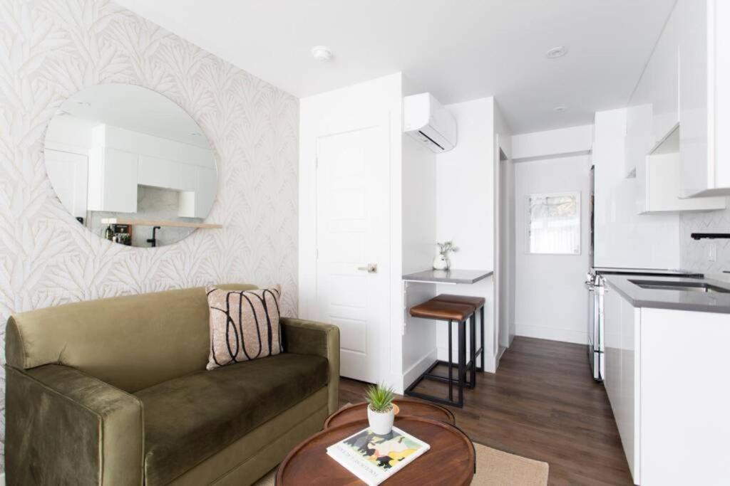 Wonderful Studio In Little Italy With Full Bath By Den Stays 몬트리올 외부 사진