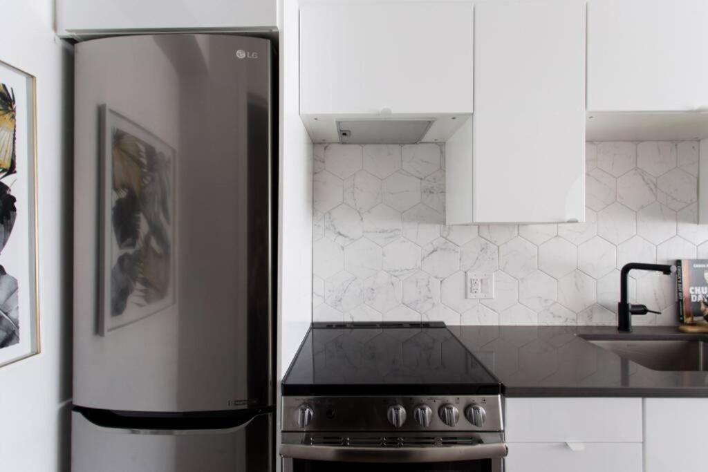 Wonderful Studio In Little Italy With Full Bath By Den Stays 몬트리올 외부 사진